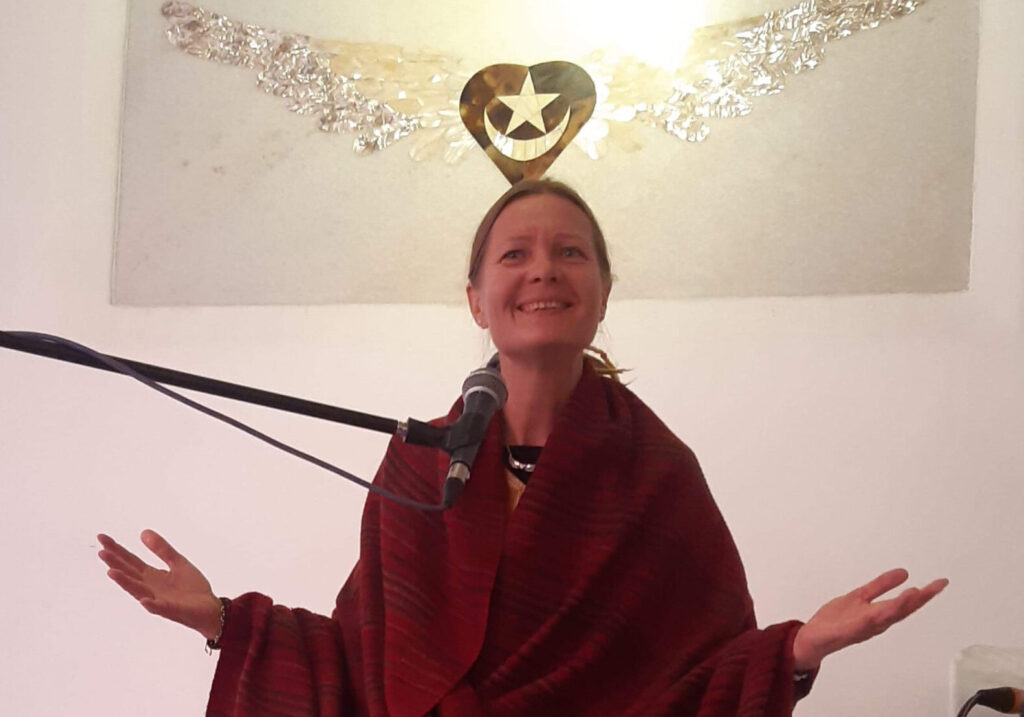 Dakini teaching in India, at Hazrat Inayat Khan's dargah, February 2020.